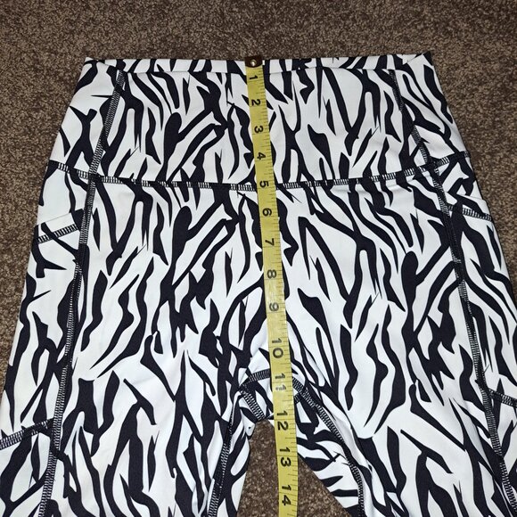 Zyia Active Safari Zebra Striped Pocket Brilliant Hi-Rise 7/8 24" Size 8-10 - Picture 7 of 16